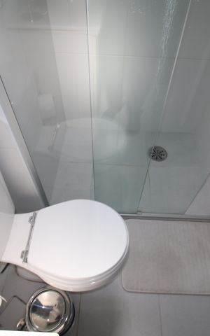 Apartamento à venda com 92m², 3 quartos e 2 vagasBanheiro '