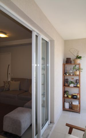Apartamento à venda com 92m², 3 quartos e 2 vagassala - Varanda