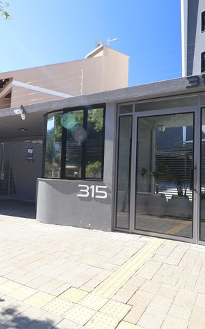 Apartamento para alugar com 48m², 2 quartos e 1 vagaFachada e portaria