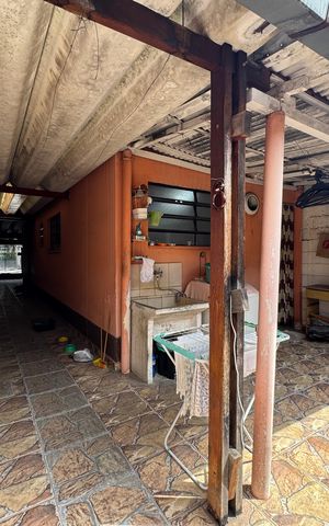 Casa à venda com 163m², 3 quartos e 2 vagasQuintal