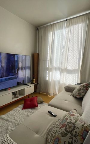 Apartamento à venda com 44m², 2 quartos e 1 vaga Apartamento à venda com 44m², 2 quartos e 1 vagaSala