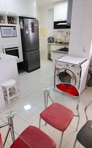 Apartamento à venda com 137m², 4 quartos e 3 vagasCozinha