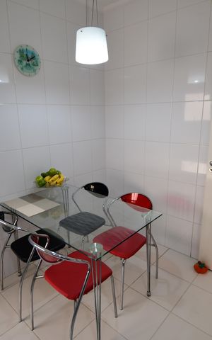 Apartamento à venda com 137m², 4 quartos e 3 vagasCozinha