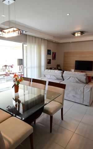 Apartamento à venda com 137m², 4 quartos e 3 vagasSala
