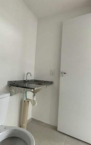 Apartamento à venda com 36m², 2 quartos e sem vaga Apartamento à venda com 36m², 2 quartos e sem vagaBanheiro