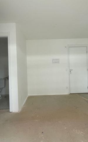 Apartamento à venda com 36m², 2 quartos e sem vaga Apartamento à venda com 36m², 2 quartos e sem vagaSala