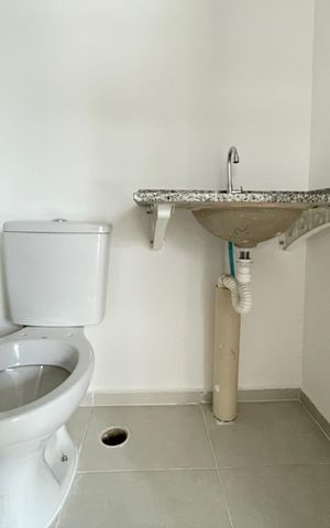 Apartamento à venda com 36m², 2 quartos e sem vaga Apartamento à venda com 36m², 2 quartos e sem vagaBanheiro