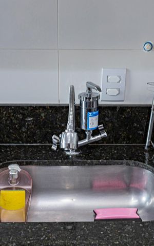 Casa à venda com 150m², 3 quartos e 2 vagas Casa à venda com 150m², 3 quartos e 2 vagasCozinha