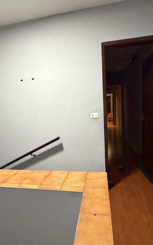 Casa à venda com 255m², 6 quartos e 5 vagas Casa à venda com 255m², 6 quartos e 5 vagasCorredor
