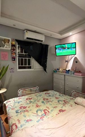 Casa à venda com 255m², 6 quartos e 5 vagas Casa à venda com 255m², 6 quartos e 5 vagasQuarto