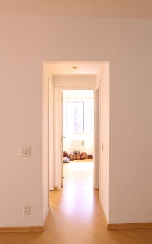 Apartamento à venda com 77m², 2 quartos e 1 vagaSala - Corredor