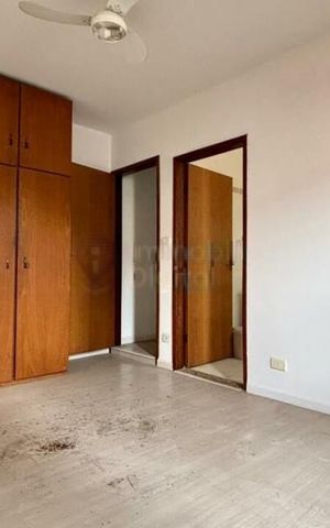 Casa à venda com 164m², 4 quartos e 2 vagas