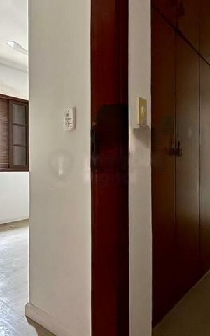 Casa à venda com 164m², 4 quartos e 2 vagas