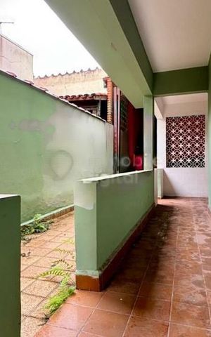 Casa à venda com 164m², 4 quartos e 2 vagas