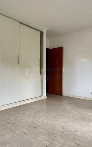 Casa à venda com 164m², 4 quartos e 2 vagas