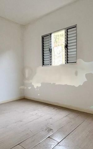 Casa à venda com 164m², 4 quartos e 2 vagas