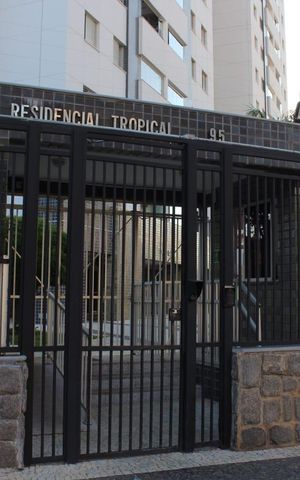 Apartamento à venda com 86m², 3 quartos e 1 vaga Apartamento à venda com 86m², 3 quartos e 1 vagaFachada