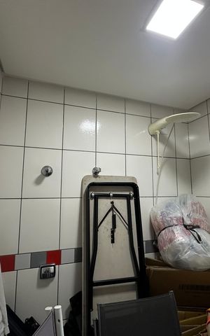 Casa à venda com 277m², 4 quartos e 2 vagas Casa à venda com 277m², 4 quartos e 2 vagasBanheiro da Suíte 3
