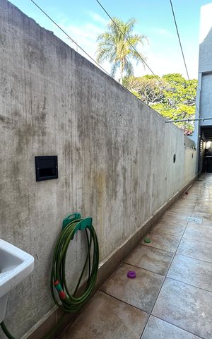 Casa à venda com 277m², 4 quartos e 2 vagas Casa à venda com 277m², 4 quartos e 2 vagasQuintal