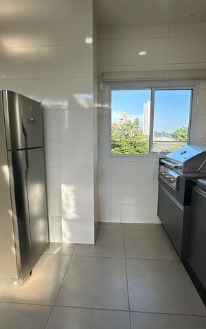 Casa à venda com 277m², 4 quartos e 2 vagas Casa à venda com 277m², 4 quartos e 2 vagasChurrasqueira