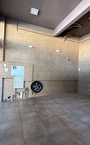 Casa à venda com 277m², 4 quartos e 2 vagas Casa à venda com 277m², 4 quartos e 2 vagasGaragem