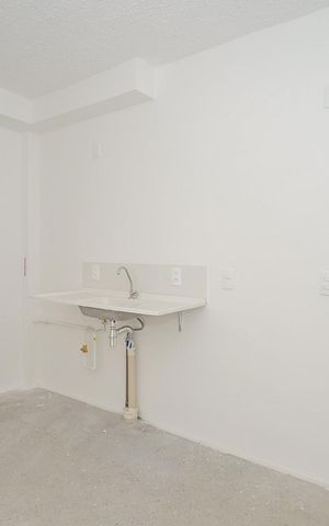 Apartamento à venda com 34m², 2 quartos e sem vagaBanheiro