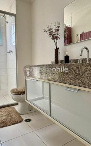 Apartamento à venda com 184m², 3 quartos e 2 vagas
