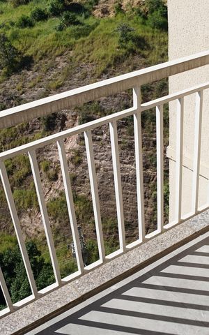 Apartamento à venda com 120m², 2 quartos e 1 vagaSacada quarto 2