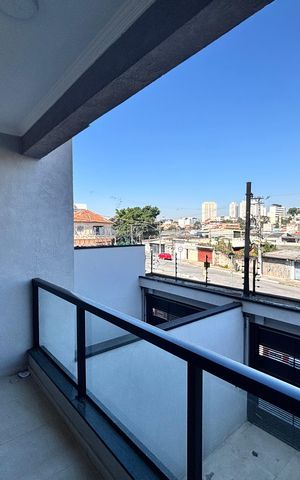 Casa à venda com 150m², 3 quartos e 2 vagas Casa à venda com 150m², 3 quartos e 2 vagasVaranda da Sala