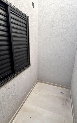 Casa à venda com 150m², 3 quartos e 2 vagas Casa à venda com 150m², 3 quartos e 2 vagasQuintal