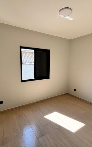 Casa à venda com 150m², 3 quartos e 2 vagas Casa à venda com 150m², 3 quartos e 2 vagasQuarto 2