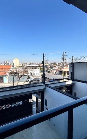 Casa à venda com 150m², 3 quartos e 2 vagas Casa à venda com 150m², 3 quartos e 2 vagasVaranda da Sala
