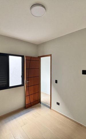 Casa à venda com 150m², 3 quartos e 2 vagas Casa à venda com 150m², 3 quartos e 2 vagasQuarto 2