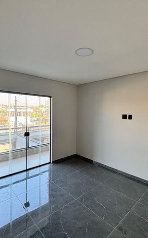 Casa à venda com 150m², 3 quartos e 2 vagas Casa à venda com 150m², 3 quartos e 2 vagasSala