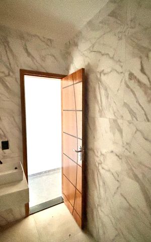 Casa à venda com 150m², 3 quartos e 2 vagas Casa à venda com 150m², 3 quartos e 2 vagasBanheiro 1