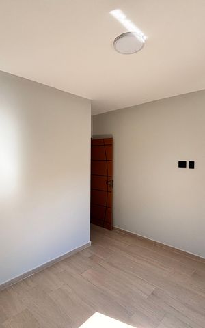 Casa à venda com 150m², 3 quartos e 2 vagas Casa à venda com 150m², 3 quartos e 2 vagasQuarto 3
