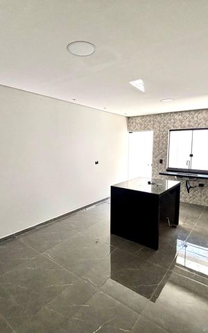 Casa à venda com 150m², 3 quartos e 2 vagas Casa à venda com 150m², 3 quartos e 2 vagasCozinha