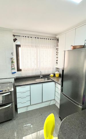 Apartamento à venda com 120m², 3 quartos e 3 vagas Apartamento à venda com 120m², 3 quartos e 3 vagasCozinha