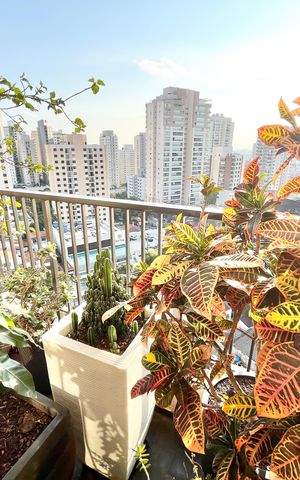 Apartamento à venda com 120m², 3 quartos e 3 vagas Apartamento à venda com 120m², 3 quartos e 3 vagasVaranda da Sala