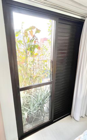Apartamento à venda com 120m², 3 quartos e 3 vagas Apartamento à venda com 120m², 3 quartos e 3 vagasVaranda Quarto 3 - Suíte