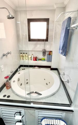 Apartamento à venda com 120m², 3 quartos e 3 vagas Apartamento à venda com 120m², 3 quartos e 3 vagasBanheiro da Suíte