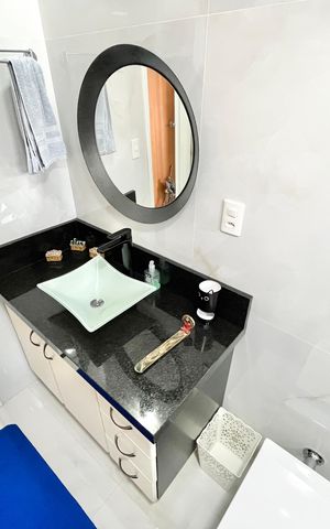 Apartamento à venda com 120m², 3 quartos e 3 vagas Apartamento à venda com 120m², 3 quartos e 3 vagasBanheiro