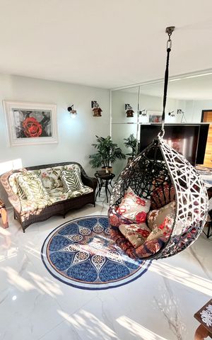 Apartamento à venda com 120m², 3 quartos e 3 vagas Apartamento à venda com 120m², 3 quartos e 3 vagasSala