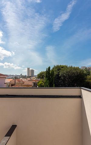 Casa à venda com 171m², 3 quartos e 2 vagasVaranda da Suíte 2 - Vista