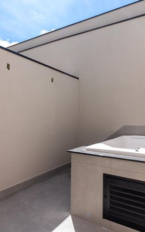 Casa à venda com 171m², 3 quartos e 2 vagasQuintal