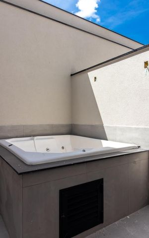 Casa à venda com 171m², 3 quartos e 2 vagasQuintal