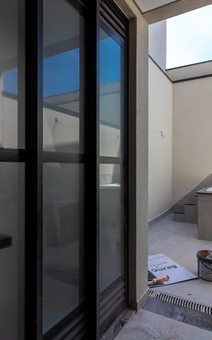 Casa à venda com 171m², 3 quartos e 2 vagasÁrea de Serviço e Lazer