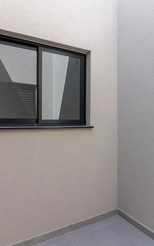 Casa à venda com 171m², 3 quartos e 2 vagasJardim de Inverno