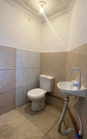 Studio para alugar com 25m², 1 quarto e sem vaga Studio para alugar com 25m², 1 quarto e sem vagaKitnet - Banheiro