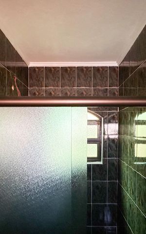 Casa à venda com 245m², 4 quartos e 3 vagas Casa à venda com 245m², 4 quartos e 3 vagasBanheiro da Suíte 2